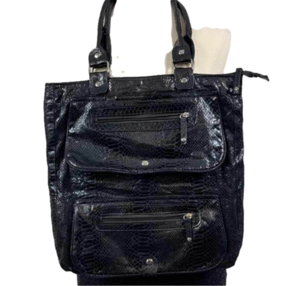 𝅺LARGE Black Faux Snakeskin Bag
